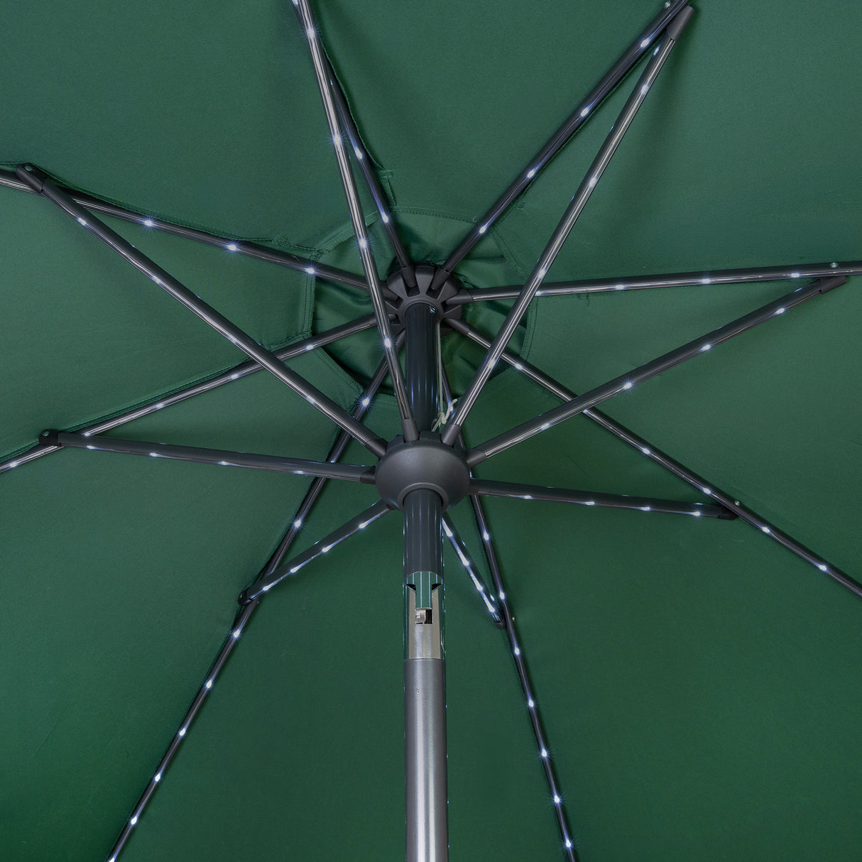 LED Tilt Parasol 2.7m – Green