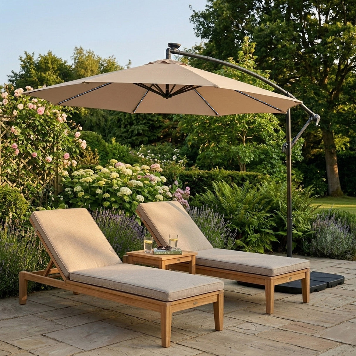 LED Cantilever Parasol 3m – Beige