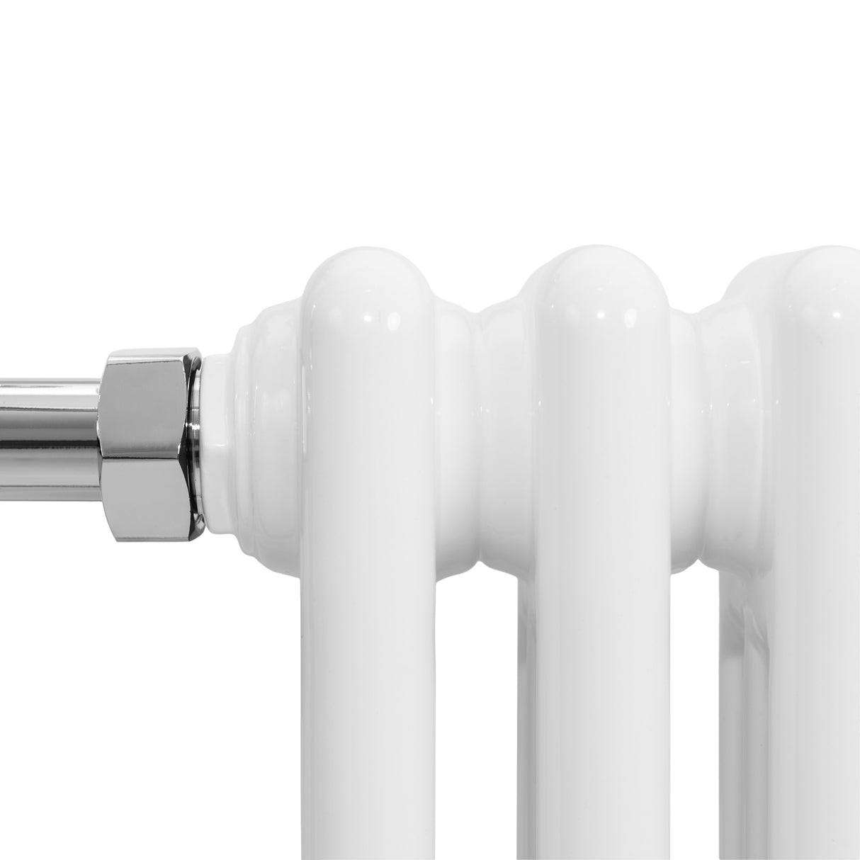 Traditional Heated Towel Rail Radiator – 950mm x 660mm – White