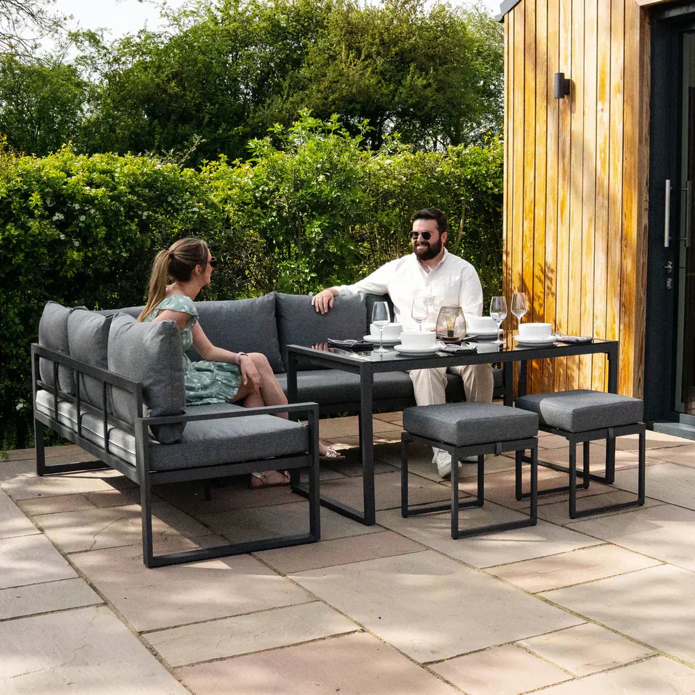 Choosing the Right Garden Furniture for Summer