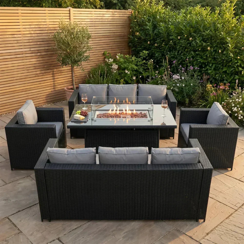 Rattan vs Aluminium Garden Furniture: Pros & Cons