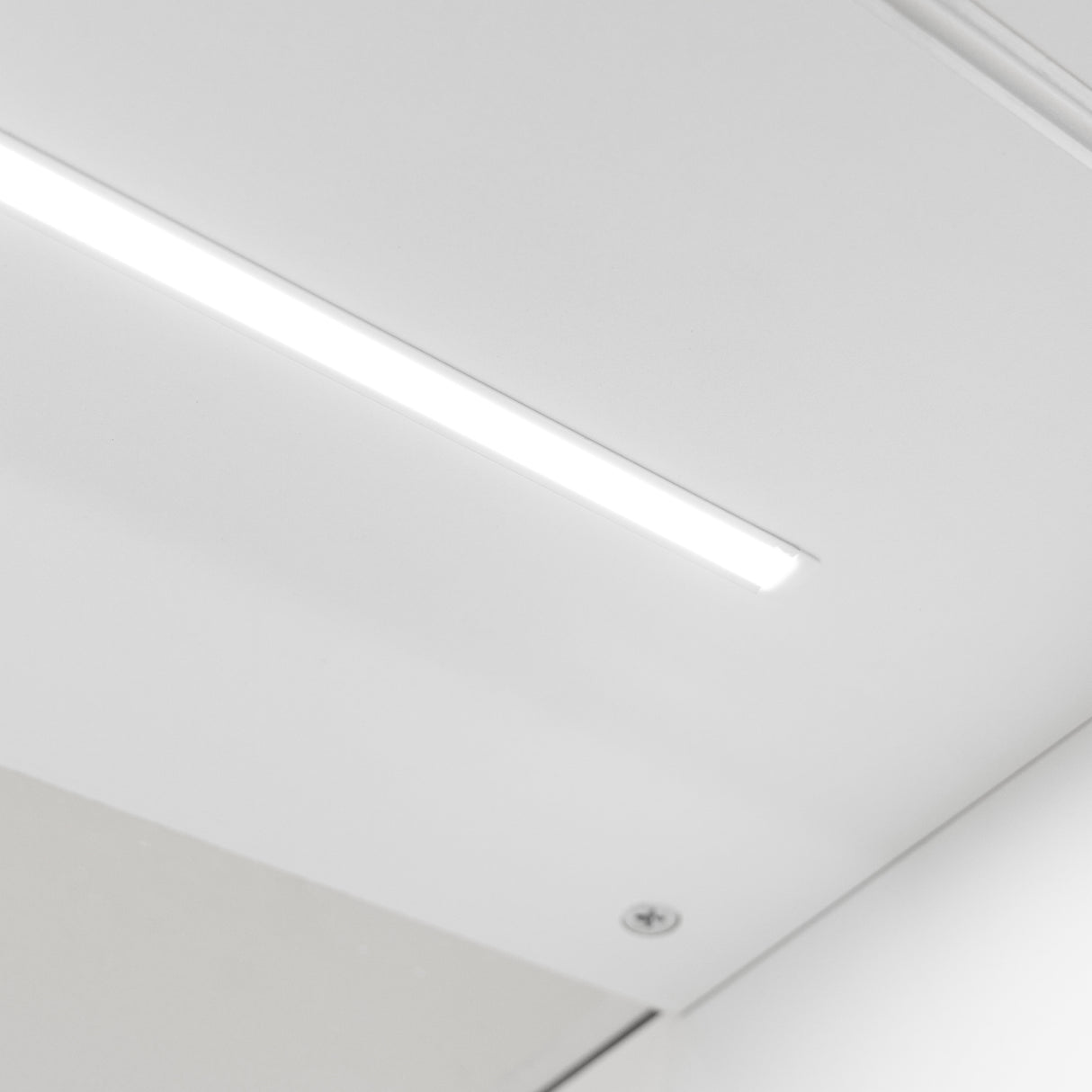Luna LED Shop Counter Set CM60, TB60 & 2 x B1500 - White