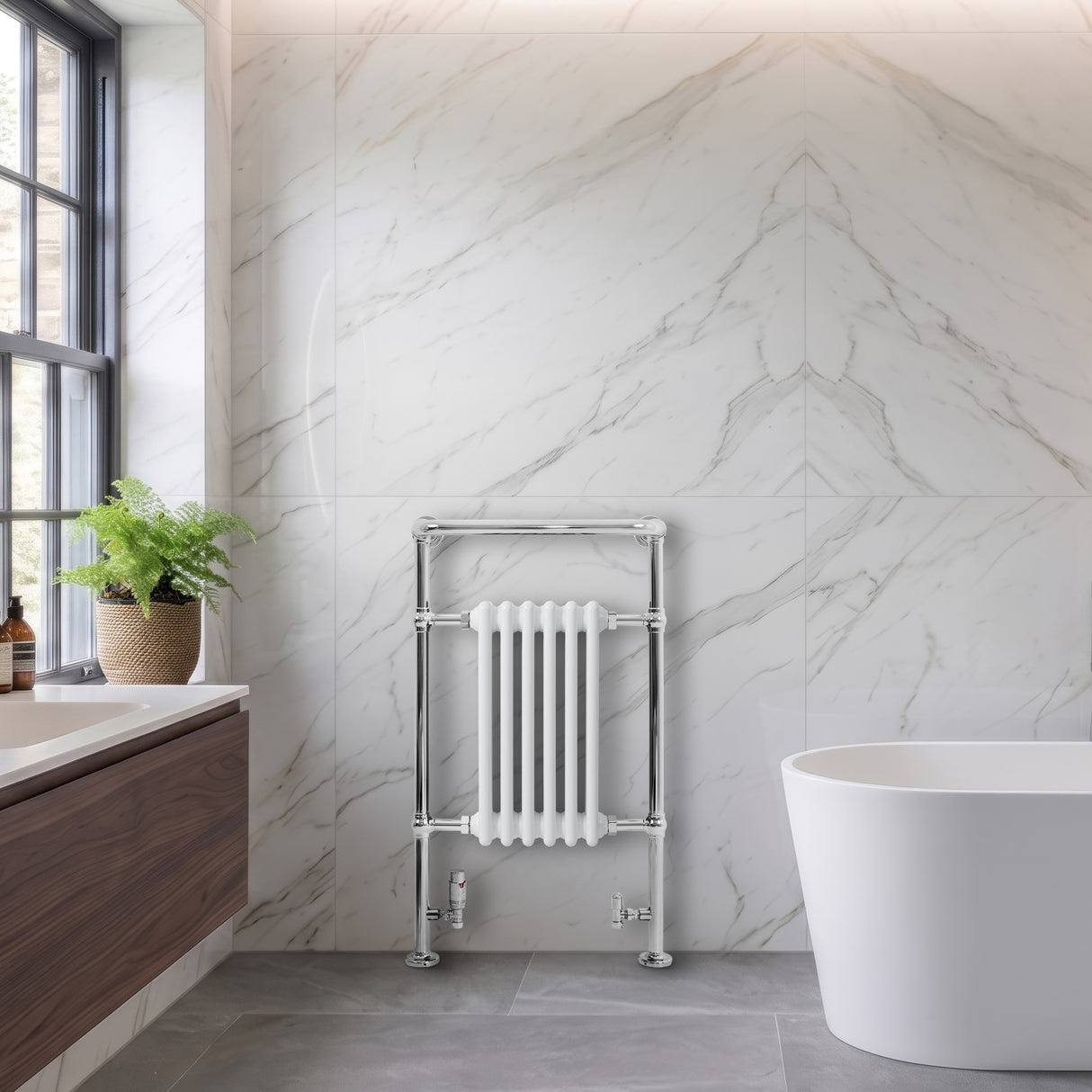 Traditional Heated Towel Rail Radiator – 950mm x 570mm  – White