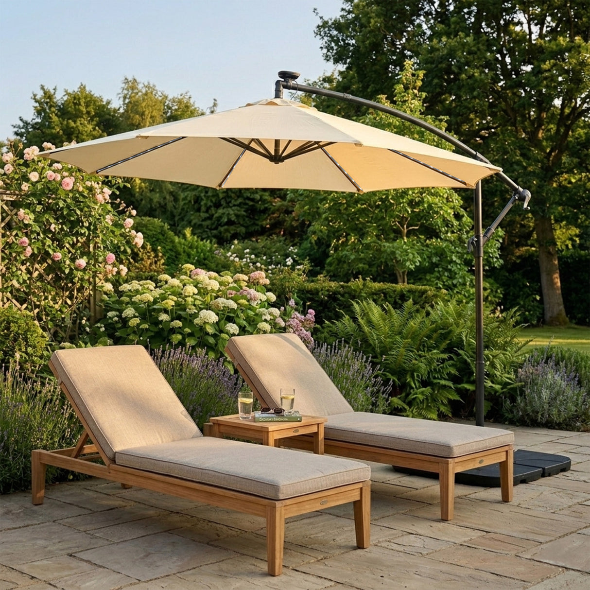 LED Cantilever Parasol 3m With Square Base – Cream